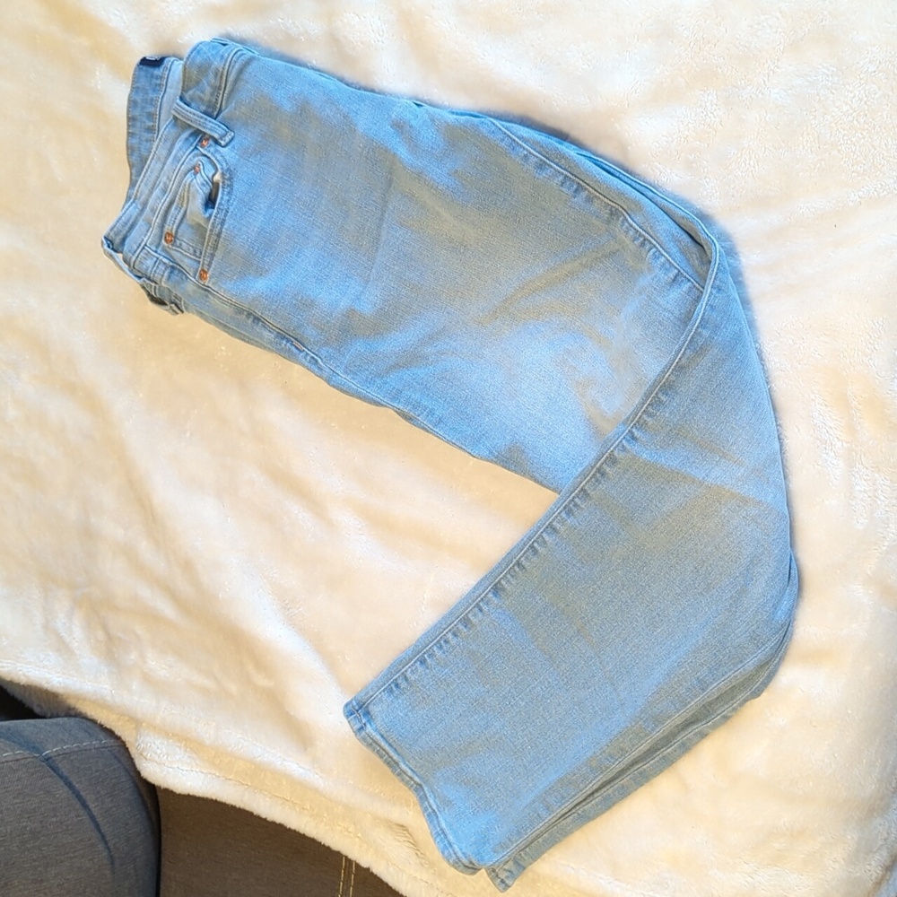 GAP Denim Classic Straight jeans. Size 10/30R.